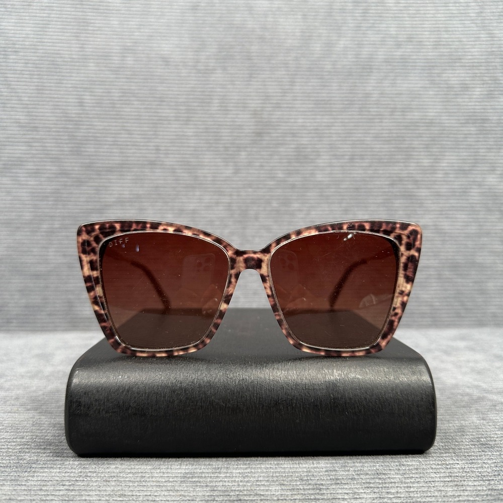DIFF Eyewear Becky II Sunglasses Pink Leopard Tortoise Cat Eye LT-BG30 Y2k